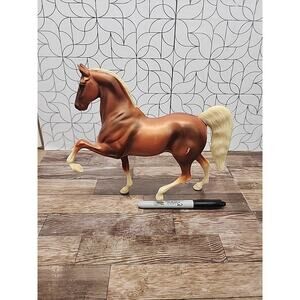 Vintage Hartland Plastics Inc. Horse Prancing Breyer 9” Five Gaiter Sorrel